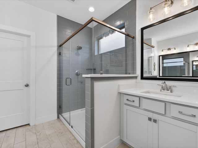 316 Mullins Court, Montgomery, TX 77316