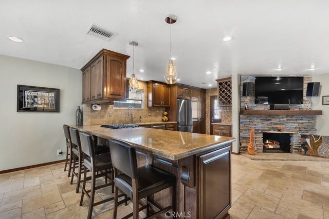 23807 Hartland Street, West Hills, CA 91307