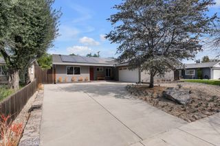 23807 Hartland Street, West Hills, CA 91307