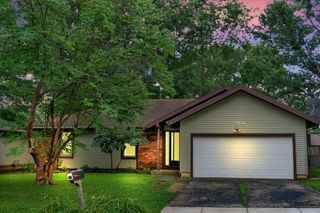 2926 East Eastwood Street, Springfield, MO 65804