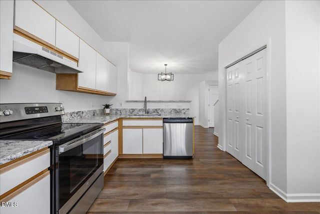 3831 Pin Oak Road, Raleigh, NC 27604