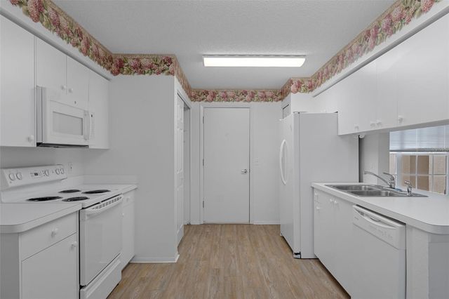 7343 WILLOW BROOK DRIVE, Spring Hill, FL 34606