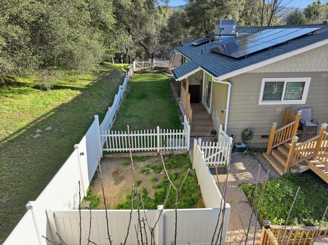 40182 Alerna Way, Oakhurst, CA 93644