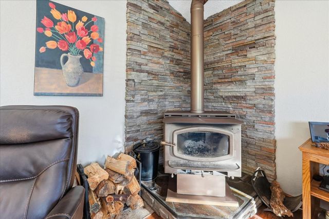 40182 Alerna Way, Oakhurst, CA 93644