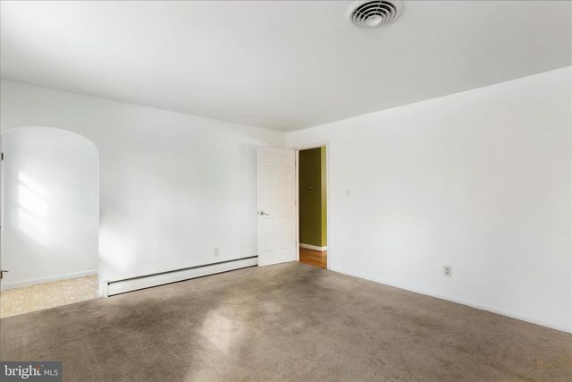 9654 CIRCLE DR, Chambersburg, PA 17201