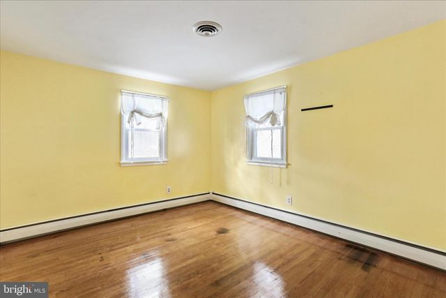 9654 CIRCLE DR, Chambersburg, PA 17201