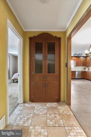 9654 CIRCLE DR, Chambersburg, PA 17201