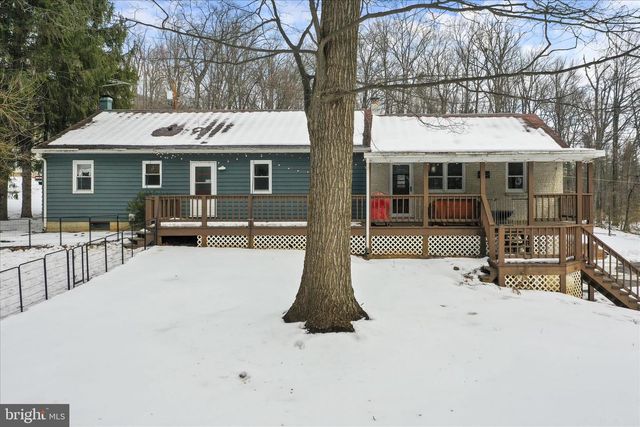 9654 CIRCLE DR, Chambersburg, PA 17201