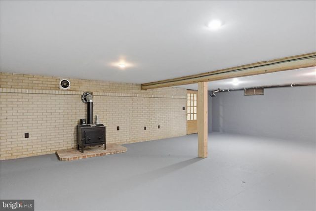 9654 CIRCLE DR, Chambersburg, PA 17201