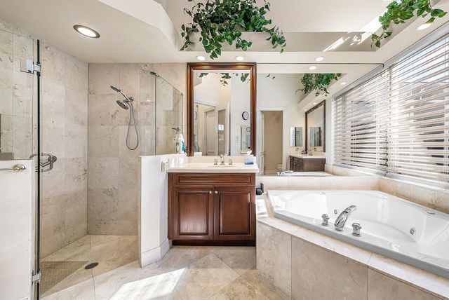 7 Island Drive, Boynton Beach, FL 33436