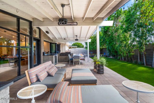 6845 E EARLL Drive, Scottsdale, AZ 85251