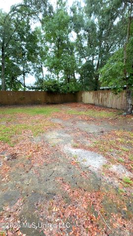 2129 Floyd Drive, Biloxi, MS 39531