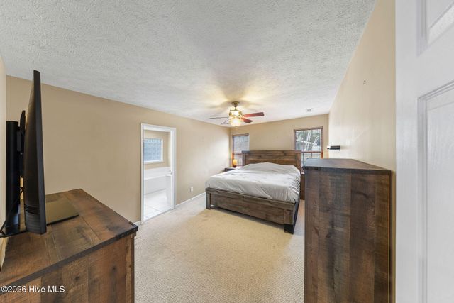 371 Pine Lake Road, Southport, NC 28461