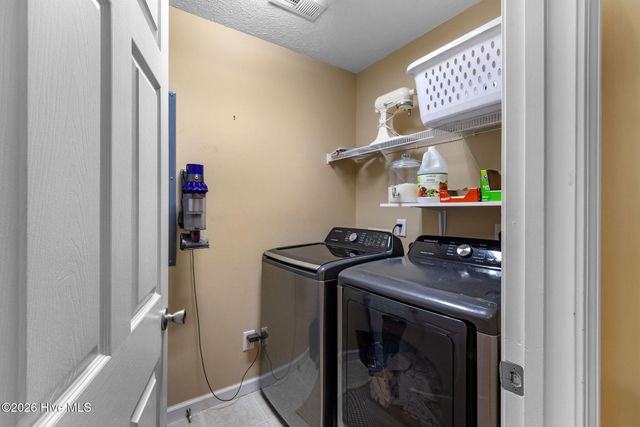 371 Pine Lake Road, Southport, NC 28461