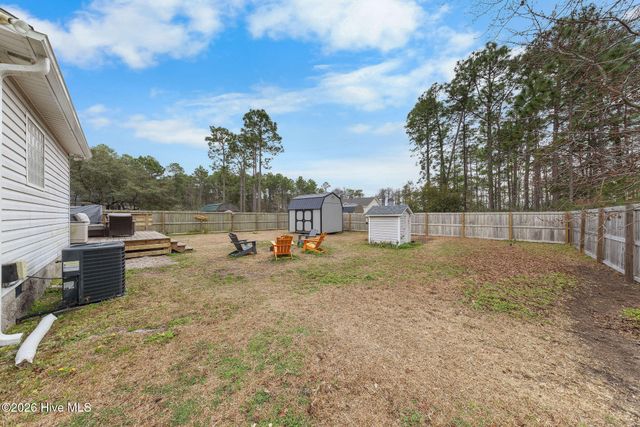 371 Pine Lake Road, Southport, NC 28461