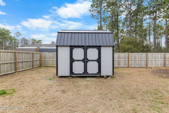 371 Pine Lake Road, Southport, NC 28461