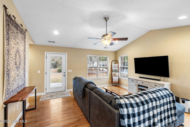 371 Pine Lake Road, Southport, NC 28461