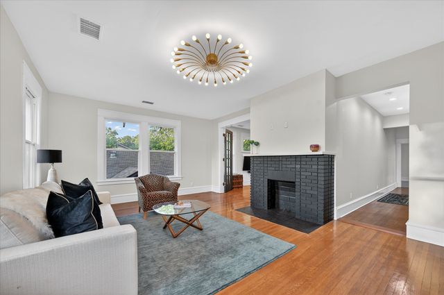 802 Haines Avenue, Dallas, TX 75208