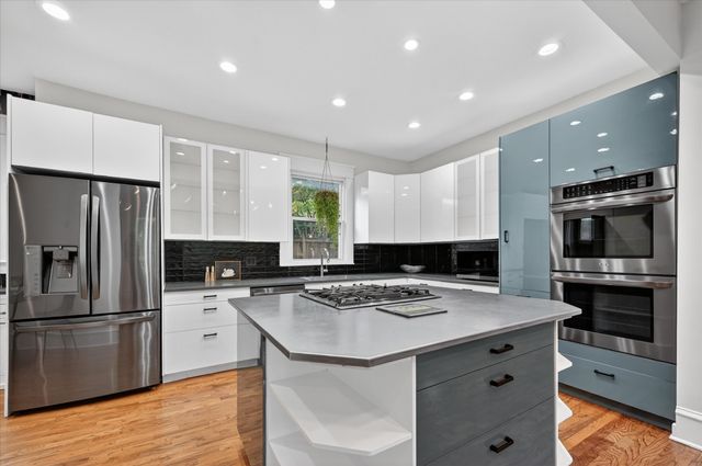 802 Haines Avenue, Dallas, TX 75208