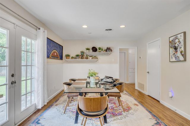 1602 Ashberry DR, Austin, TX 78723