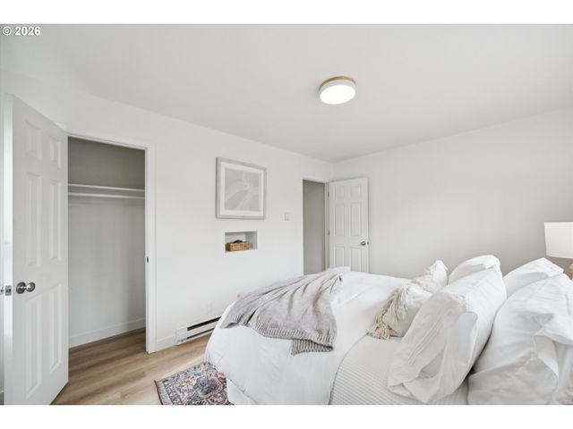 7215 Ne 10TH Ave, Portland, OR 97211