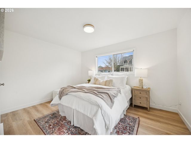 7215 Ne 10TH Ave, Portland, OR 97211