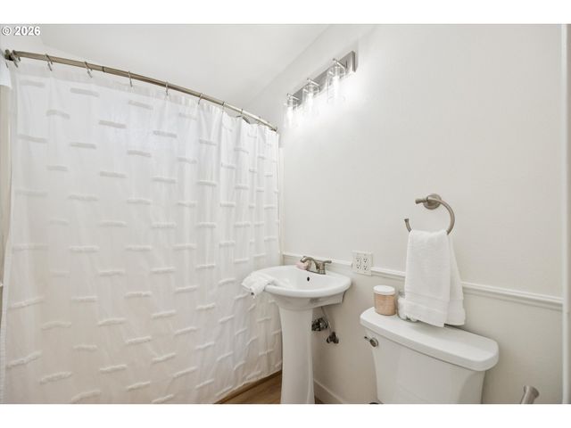 7215 Ne 10TH Ave, Portland, OR 97211