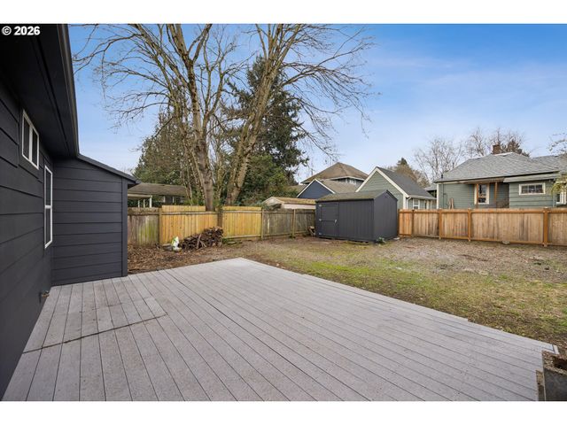 7215 Ne 10TH Ave, Portland, OR 97211