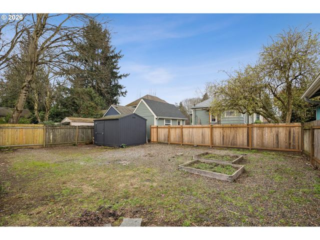 7215 Ne 10TH Ave, Portland, OR 97211