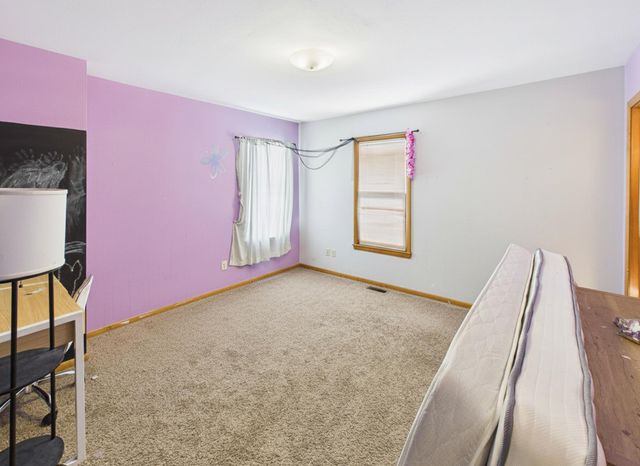 6 6th Avenue SE, Melrose, MN 56352