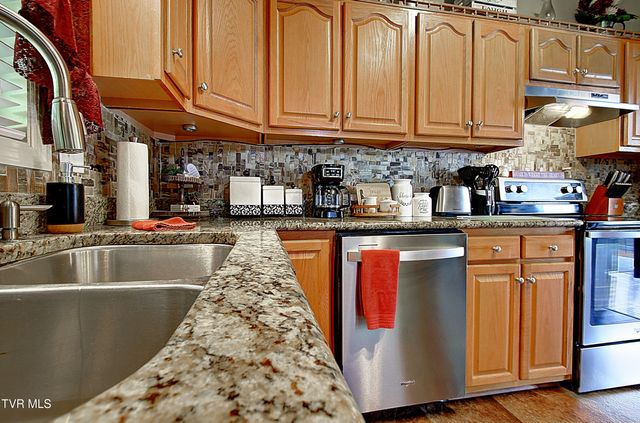 110 Vanderbilt Drive, Johnson City, TN 37601