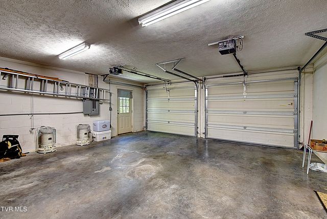 110 Vanderbilt Drive, Johnson City, TN 37601