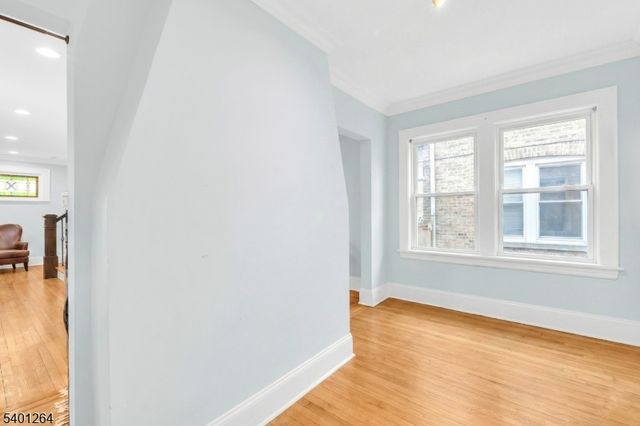 28 Niagara St, Dumont Boro, NJ 07628