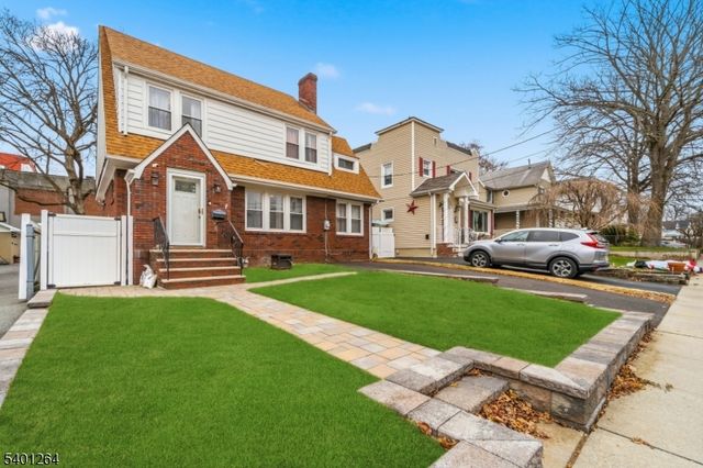 28 Niagara St, Dumont Boro, NJ 07628