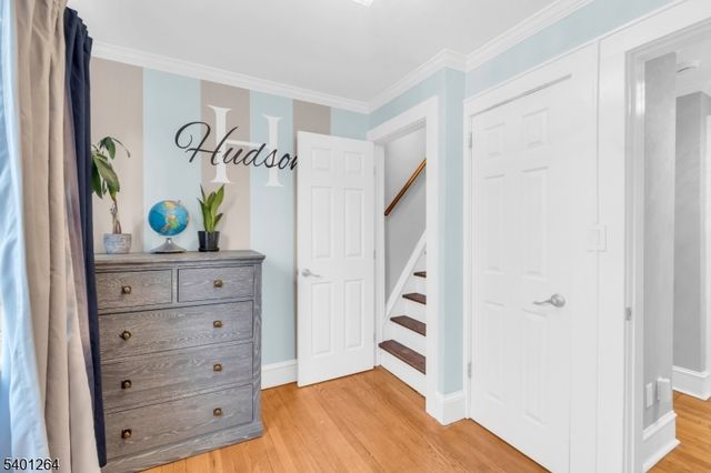 28 Niagara St, Dumont Boro, NJ 07628