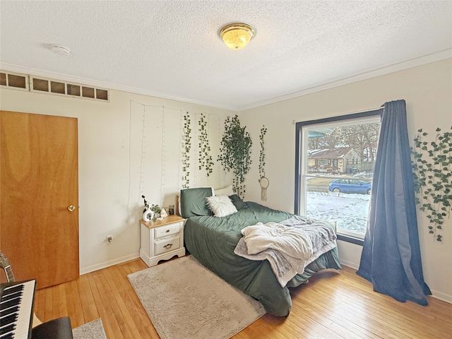 683 27th Street, Des Moines, IA 50312