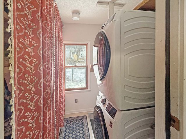 683 27th Street, Des Moines, IA 50312