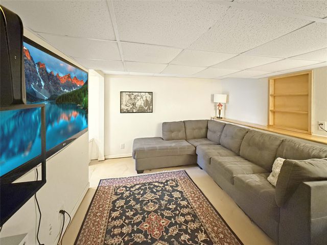 683 27th Street, Des Moines, IA 50312