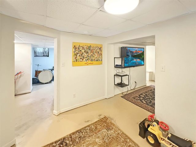 683 27th Street, Des Moines, IA 50312