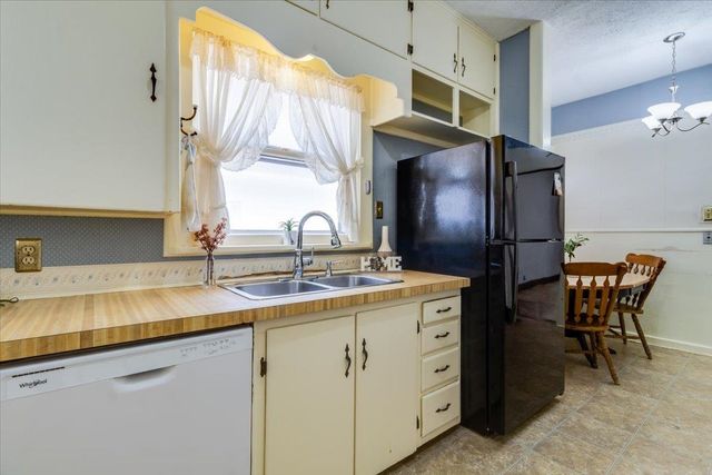 3509 E 2nd St. N., Wichita, KS 67208