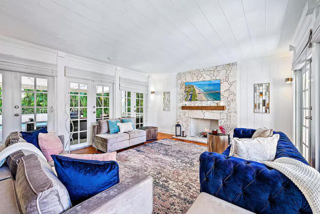 4110 Washington Road, West Palm Beach, FL 33405