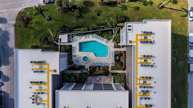 1001 BENJAMIN FRANKLIN DRIVE 406, Sarasota, FL 34236