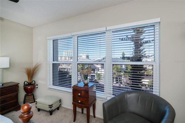 1001 BENJAMIN FRANKLIN DRIVE 406, Sarasota, FL 34236