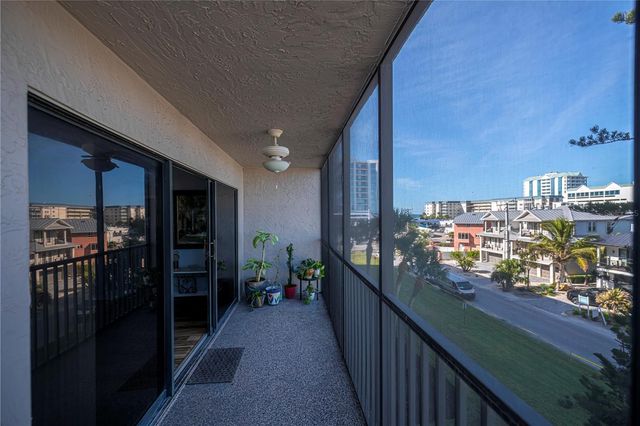 1001 BENJAMIN FRANKLIN DRIVE 406, Sarasota, FL 34236