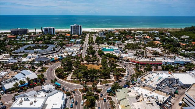 1001 BENJAMIN FRANKLIN DRIVE 406, Sarasota, FL 34236