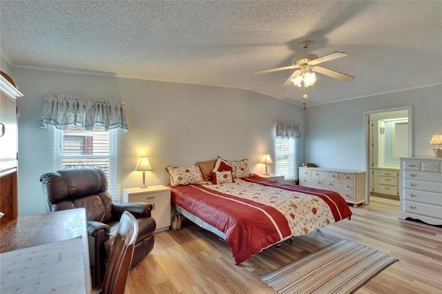 4910 LOCH NESS DRIVE, Lakeland, FL 33810