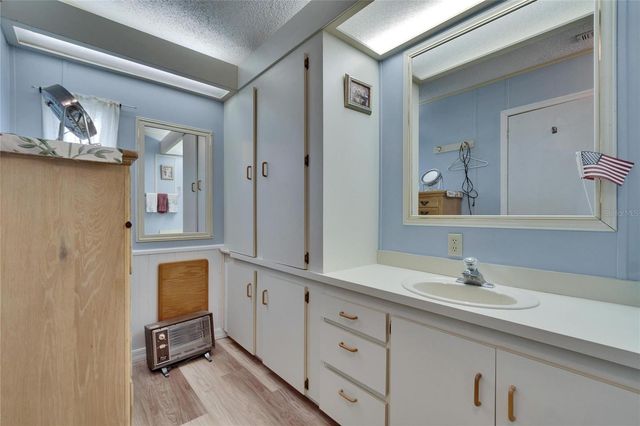 4910 LOCH NESS DRIVE, Lakeland, FL 33810