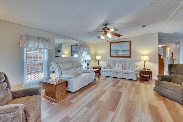 4910 LOCH NESS DRIVE, Lakeland, FL 33810