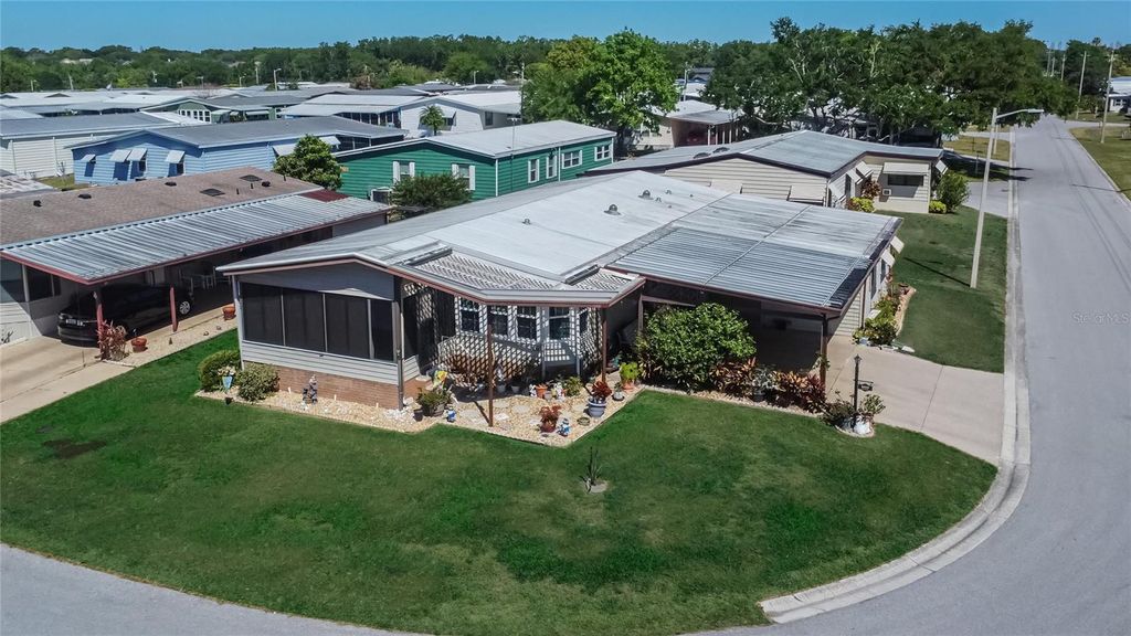 4910 LOCH NESS DRIVE, Lakeland, FL 33810