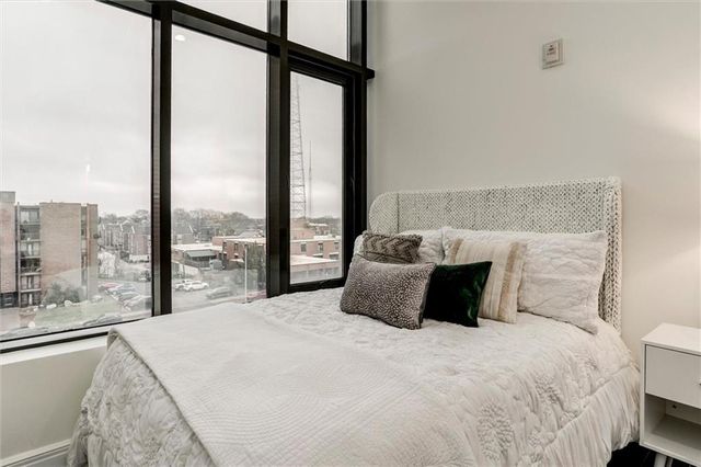 2940 Baltimore Avenue 1505, Kansas City, MO 64108